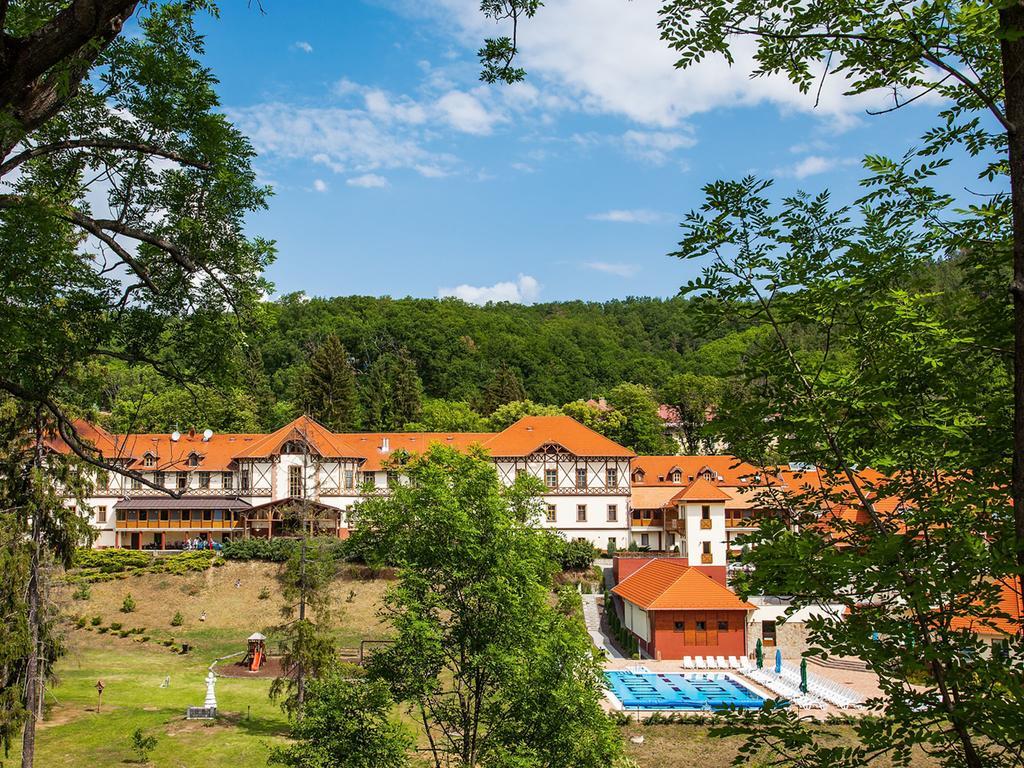 Erzsebet Park Hotel Parád Zewnętrze zdjęcie