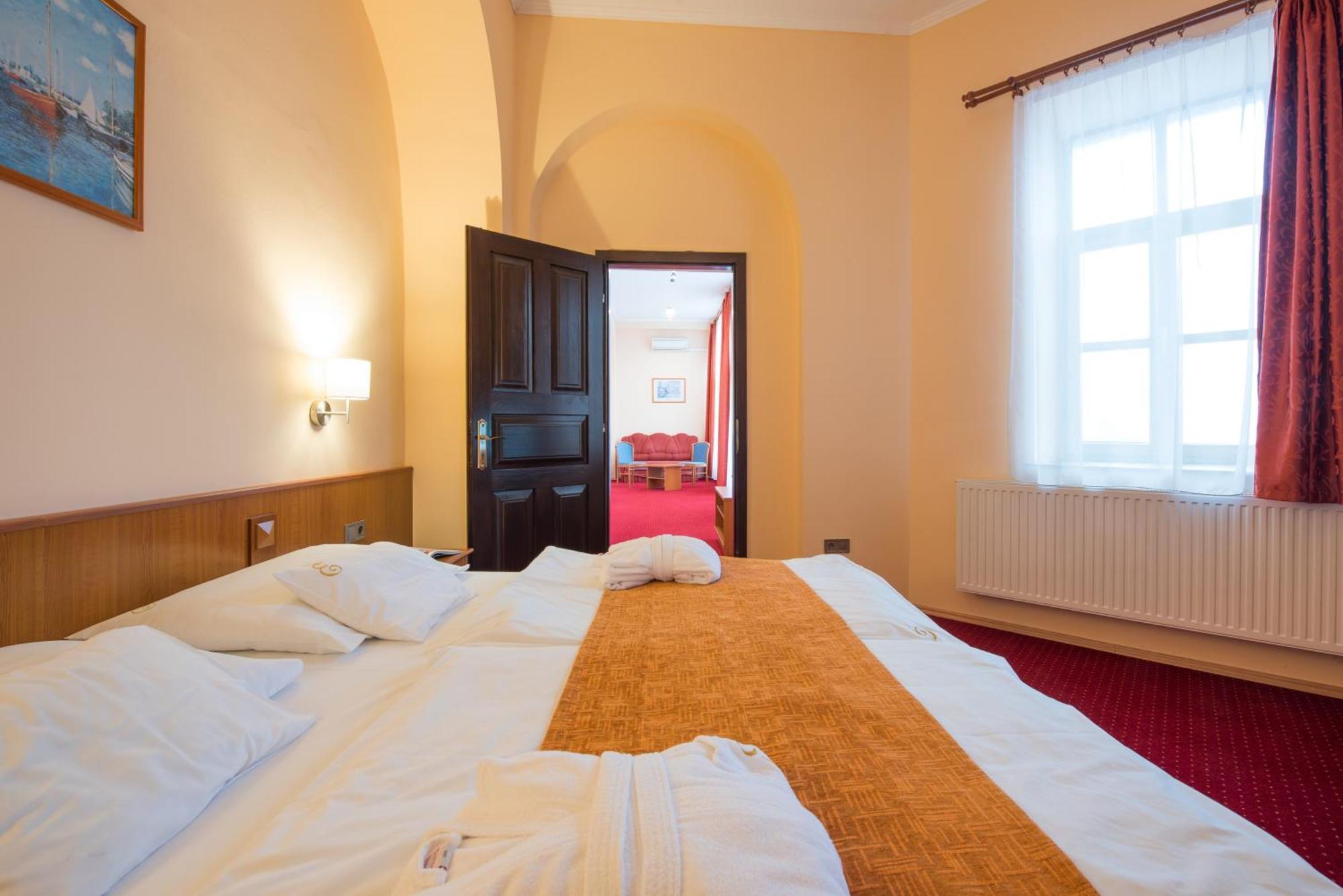 Erzsebet Park Hotel Parád Zewnętrze zdjęcie