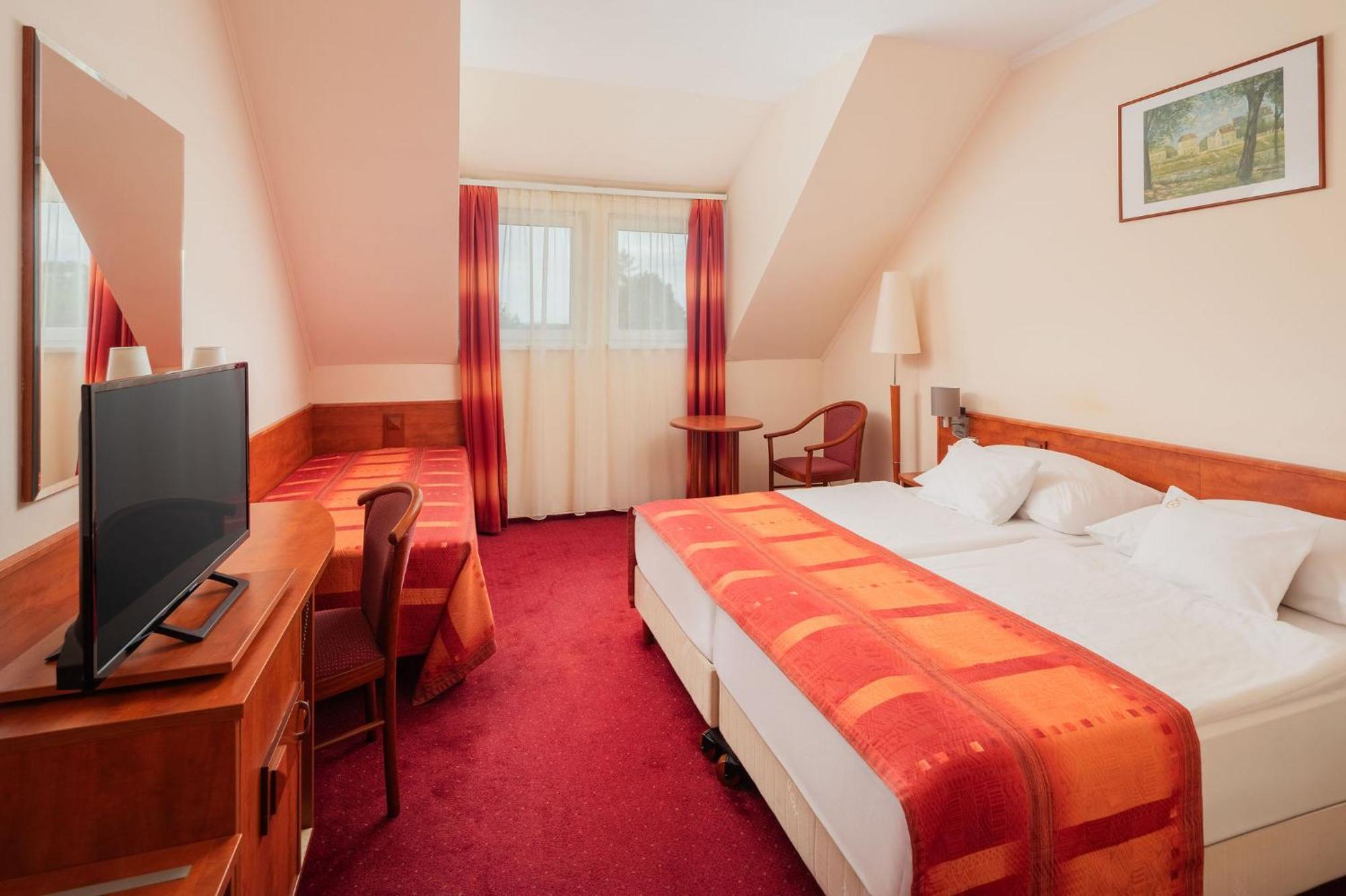 Erzsebet Park Hotel Parád Zewnętrze zdjęcie