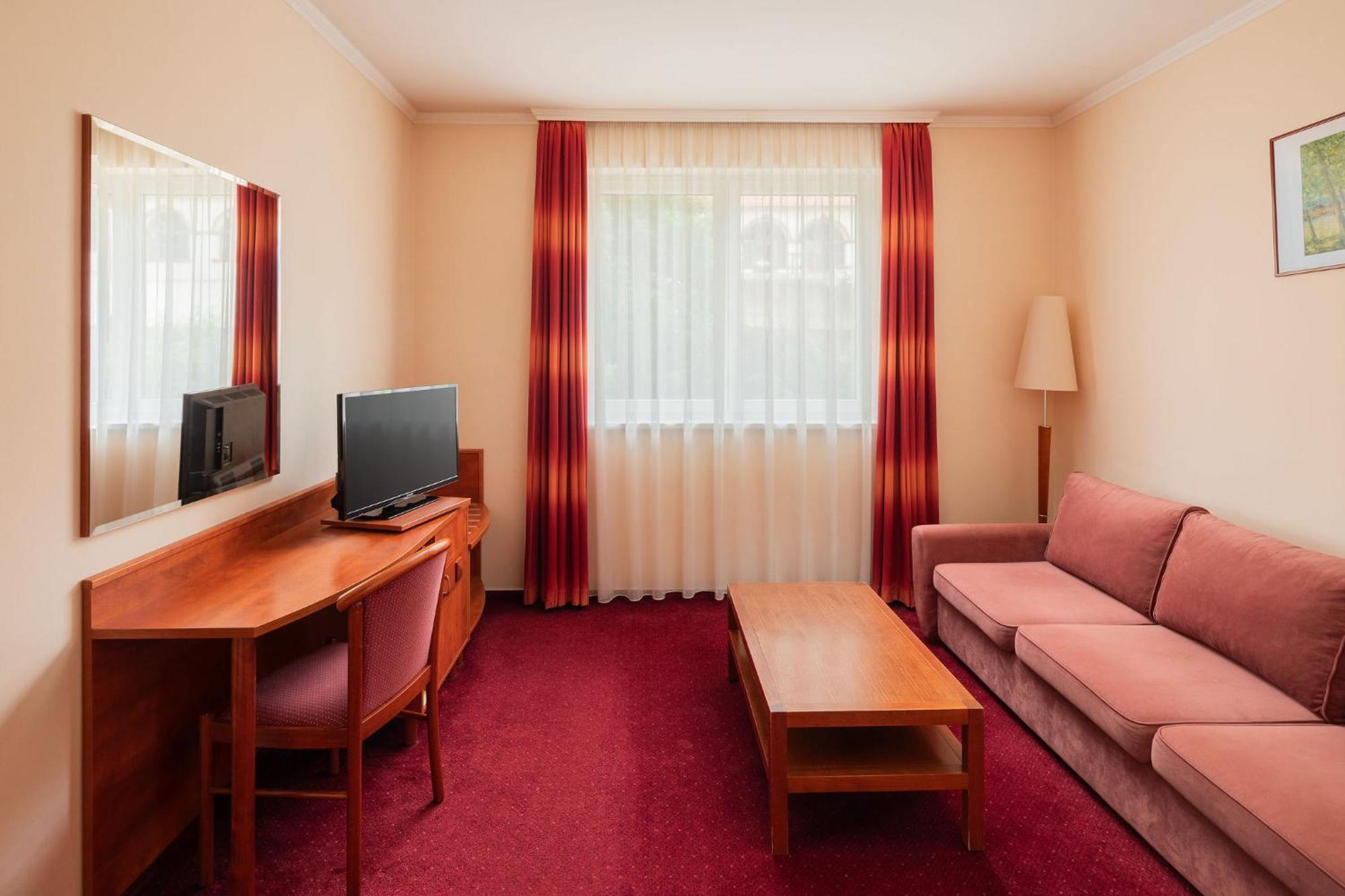 Erzsebet Park Hotel Parád Zewnętrze zdjęcie