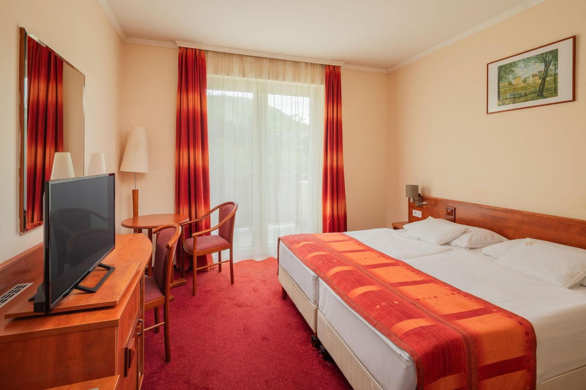 Erzsebet Park Hotel Parád Zewnętrze zdjęcie